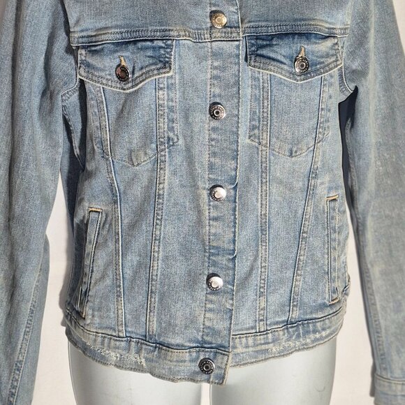 H&M classic Denim Jacket with metal buttons in size Medium - Picture 13 of 15